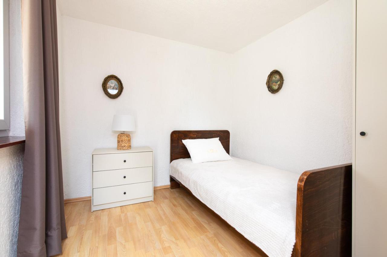 Apartman Umpa Omisalj ภายนอก รูปภาพ